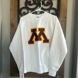 NWT * White Minnesota Crewneck Sweatshirt Size Small